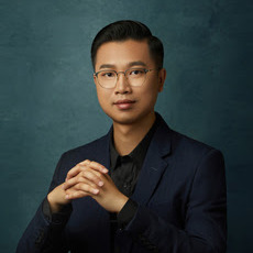 Portrait of Junwei Zheng